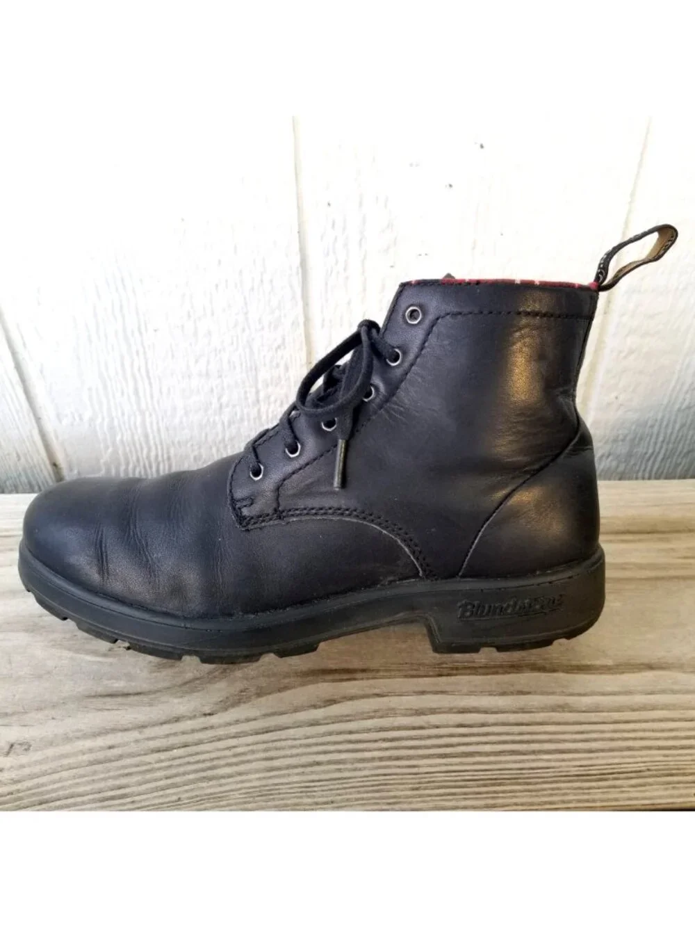 Blundstone Originals Womens Rustic Black Lace Up US Women 9 US Men 7 1931 FLAW